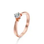 Pierścionek z różowego złota z diamentami